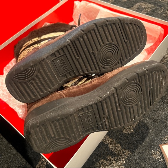 COACH LAURILYN PATCHWORK SIGNATURE CANVAS SUEDE FUR WINTER BOOTS - Picture 13 of 15